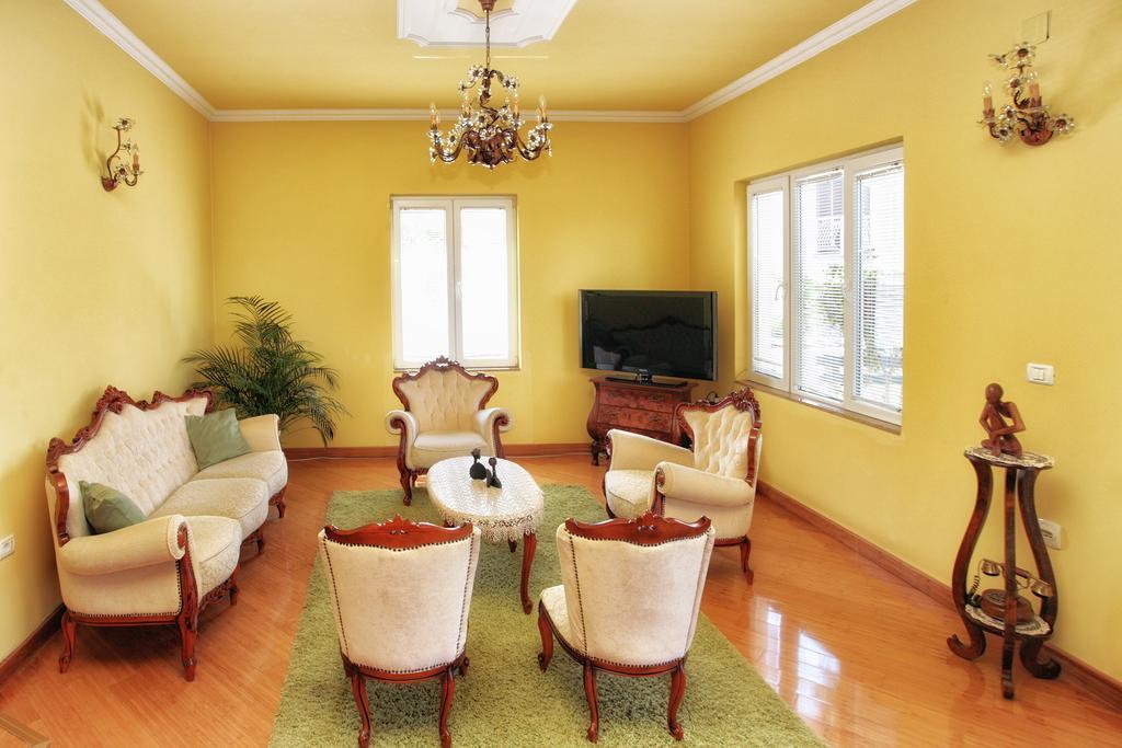 Apartments Villa Happy Mrcevac Extérieur photo
