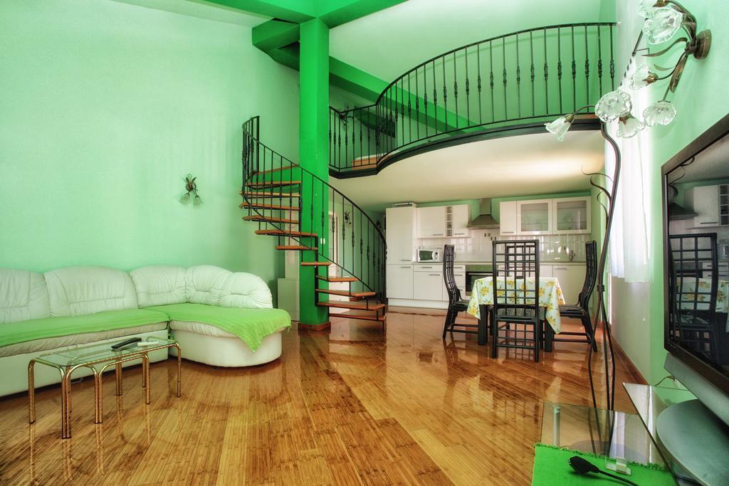 Apartments Villa Happy Mrcevac Extérieur photo